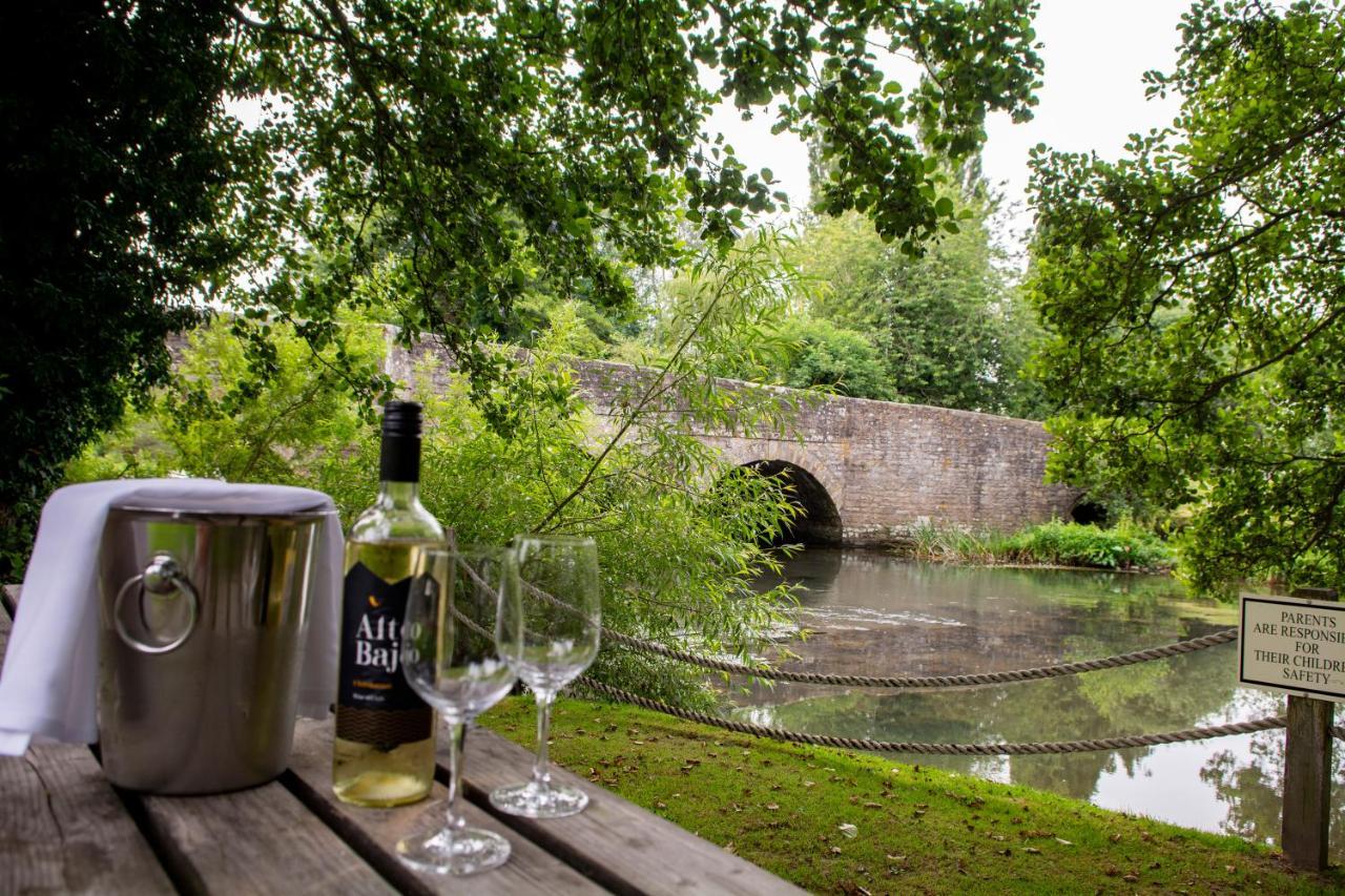 The Lion Hotel Leintwardine Exterior photo