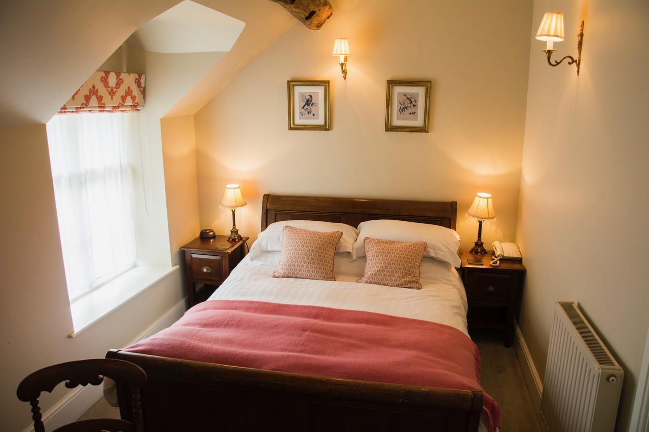 The Lion Hotel Leintwardine Exterior photo
